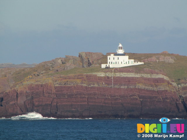 SX00966 Lighthouse on Skokholm island in Milford Haven